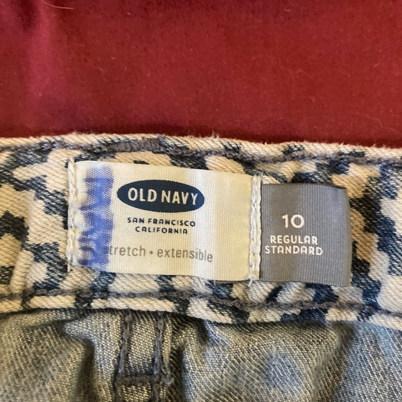 Three Old Navy Shorts Size 10-12 - Picture 7 of 8